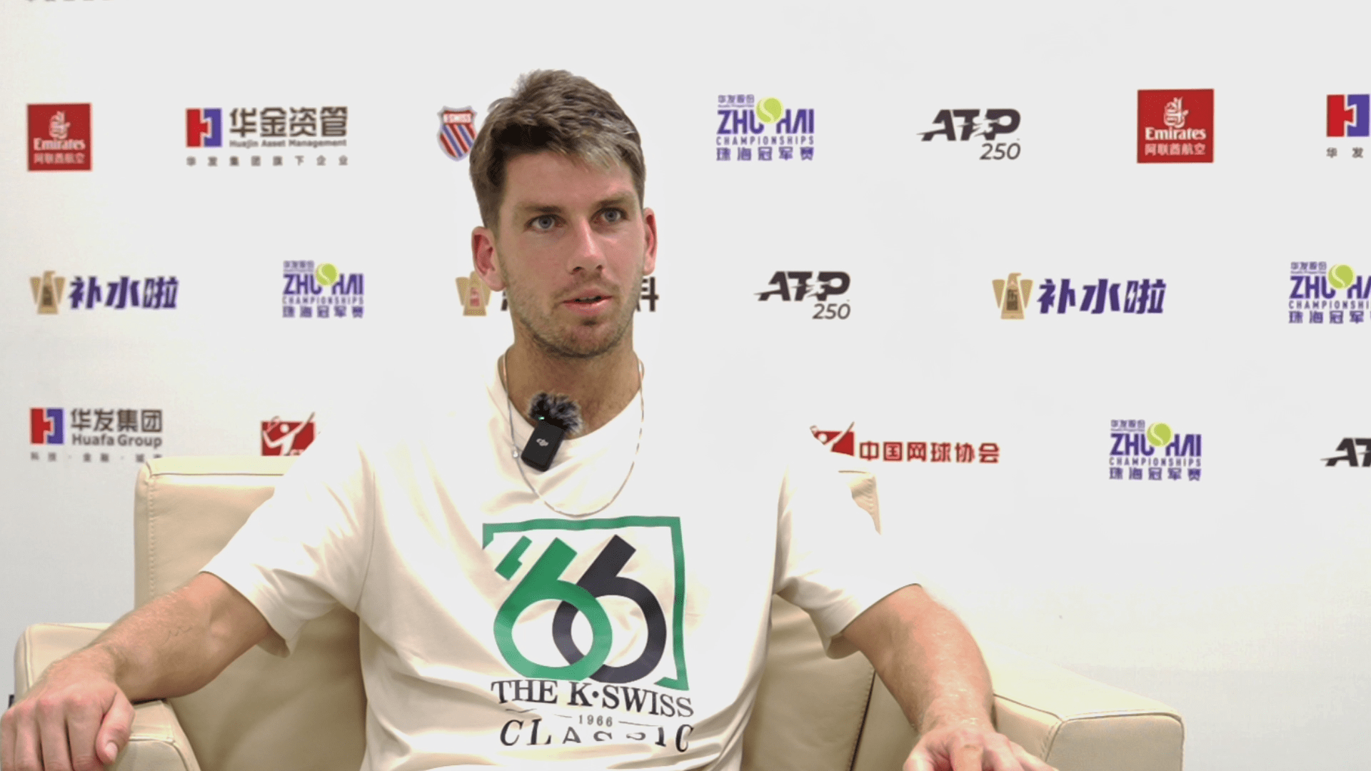 是他不断努 是他不断努