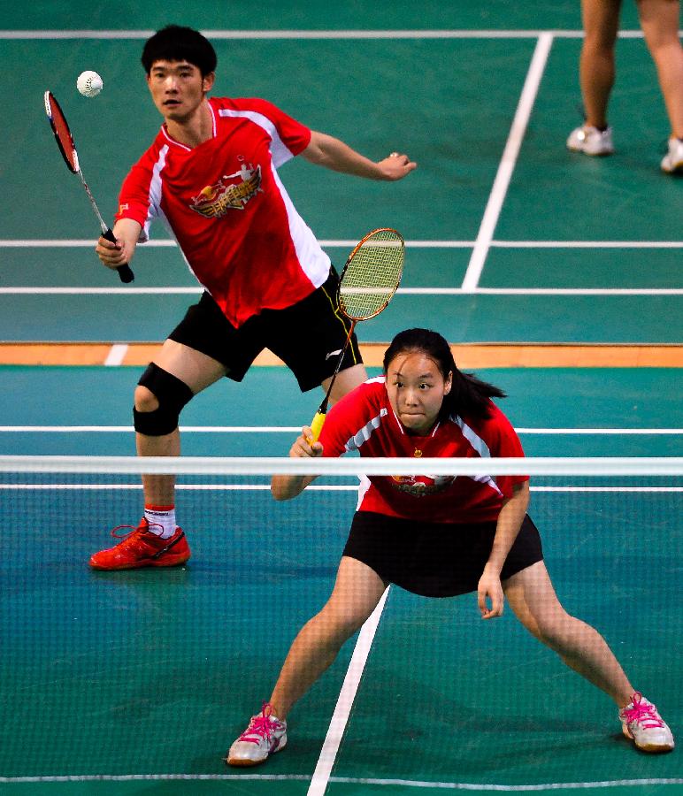 拉齐奥后卫 拉齐奥后卫